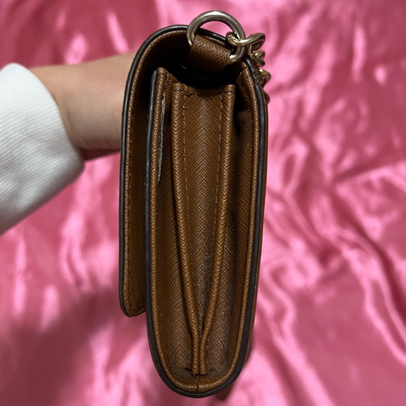 Michael Kors crossbody brown camel colour - Picture 4 of 7